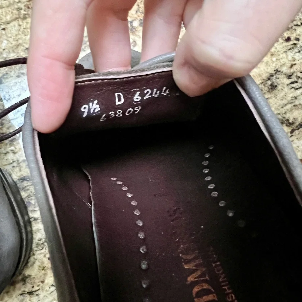 Allen Edmonds Nomad Derby‎ Shoes Mens 9.5 D Grey Suede Plain Toe Blucher Preppy